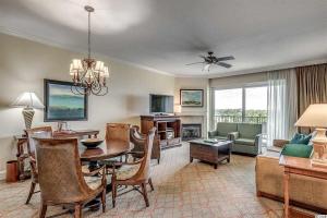 The Marina 4-706