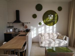 B&B / Chambres d'hotes La Bertonnerie en Champagne : Suite - Vue sur Jardin