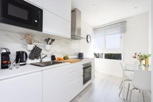 Home2Book Olympo Suite