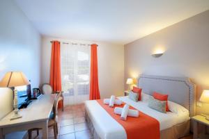 Hotels Hotel La Bastide Saint Martin : photos des chambres