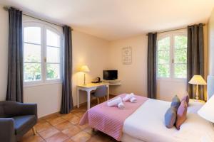 Hotels Hotel La Bastide Saint Martin : photos des chambres