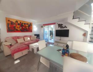 House in the center of albir, 2 min walk from the beach