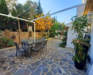 House in the center of albir, 2 min walk from the beach