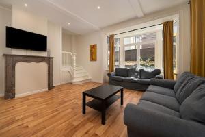 Le calme en plein centre ville: Maison 4ch 4sdb