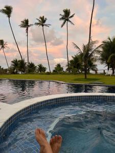 Apto novo Imperia Lounge pé-na-areia Itacimirim