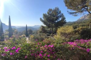 Appartements Bas de Villa T3 - Calme et Vue Panoramique : photos des chambres