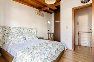 Sea Aura Crete, family seaside house in Agia Pelagia