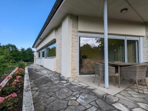 Maisons de vacances Gite Agris, 4 pieces, 6 personnes - FR-1-653-112 : photos des chambres