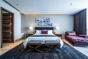 Square Small Luxury Hotel - Providencia