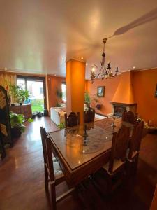 Spacious Villa in Dilbeek with Private Garden, Ideal for Families & Business