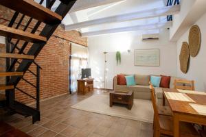 Apartamentos Turísticos Lobelia Suites