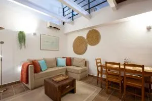 Apartamentos Turísticos Lobelia Suites - La Coneja