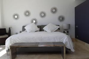 La Amada Residences. Best Stay