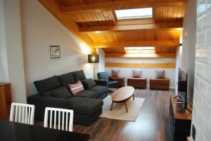 Altar Suites Conde Luna by gaiarooms