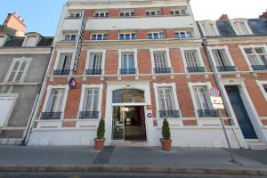 Hotels Hotel Des Cedres : photos des chambres