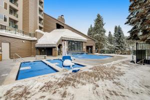 Iron Horse Studio Retreat