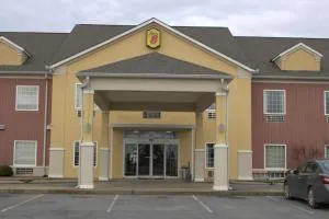 Super 8 by Wyndham Rainsville - Centre