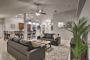 Heated Pool and Spa, 4 Mi to Beach Seminole Home