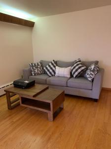 #2 Cozy Queen size bedroom @New Brunswick NJ downtown