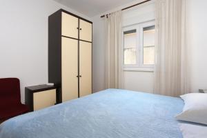 Apartments by the sea Seget Vranjica, Trogir - 18487