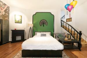 Ancient villa 108m2 duplex next to Hoan Kiem Lake!