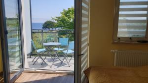 Apartament "Złoty relaks" tuż przy plaży z balkonem z widokiem na Hel i hamakami