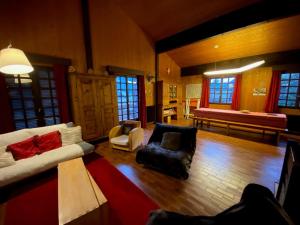 Chalet savoyard 8 pers, 4 chambres, parking privé - FR-1-459-202