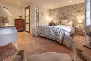 Sejours chez l'habitant Bastide Aina SPA et piscine : photos des chambres