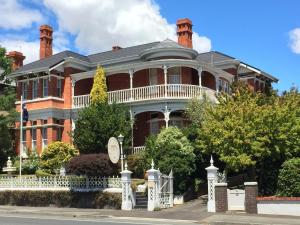 Kilmarnock House Edwardian Acc..
