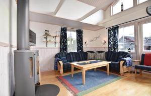 3 Bedroom Beautiful Home In Sälen