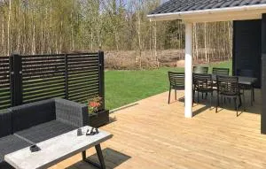 3 Bedroom Awesome Home In Hasle - Tofte