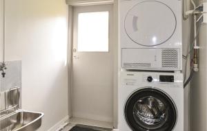 Amazing Home In Årjäng With Wifi