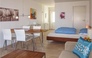 Cozy Apartment In Gudhjem With Wifi