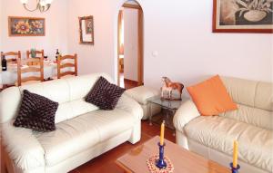 Lovely Apartment In Nerja With Wifi