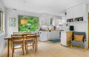 2 Bedroom Nice Home In Jægerspris