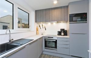 Nice Home In Lembruchdümmer See