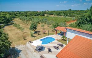 Nice Home In Svetvincenat With Outdoor Swimming Pool