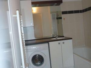 Appartement tout confort avec piscine et accès direct à la plage - FR-1-387-74