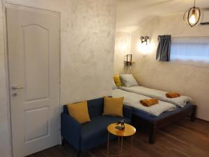 CASA CHIOMEI close M1