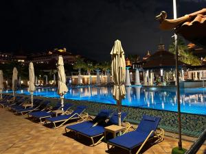 Marvelous private beach apartment in Palm Dubai within Anantara 5 star resort