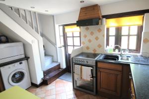 Jasmine Cottage, Buxton Norfolk, Sleeps 4