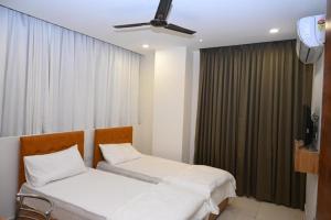 Hotel Hibiscus Tree- Bachupally