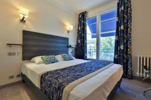 Hotels Logis Hotel des Cayrons : photos des chambres