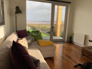 Sea View Penthouse Marina Apartment