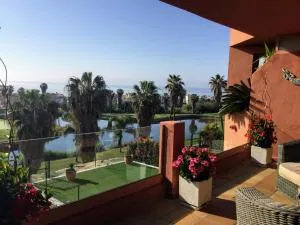 El Patio Doña Julia - 卡萨雷斯