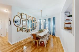 Breezewood 139 Whisperwood Ln