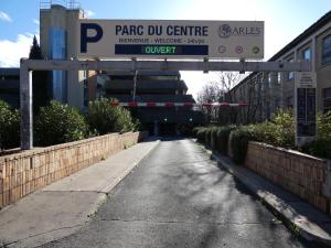 Appartements Arles Forum - Les Penitents Bleus : photos des chambres
