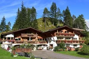 ZIRBENNEST Martha - Biberwier