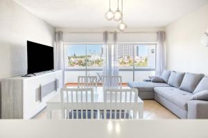 Albufeira Holidays Near The Strip