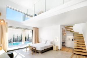 Cavo Delea Villas & Suites